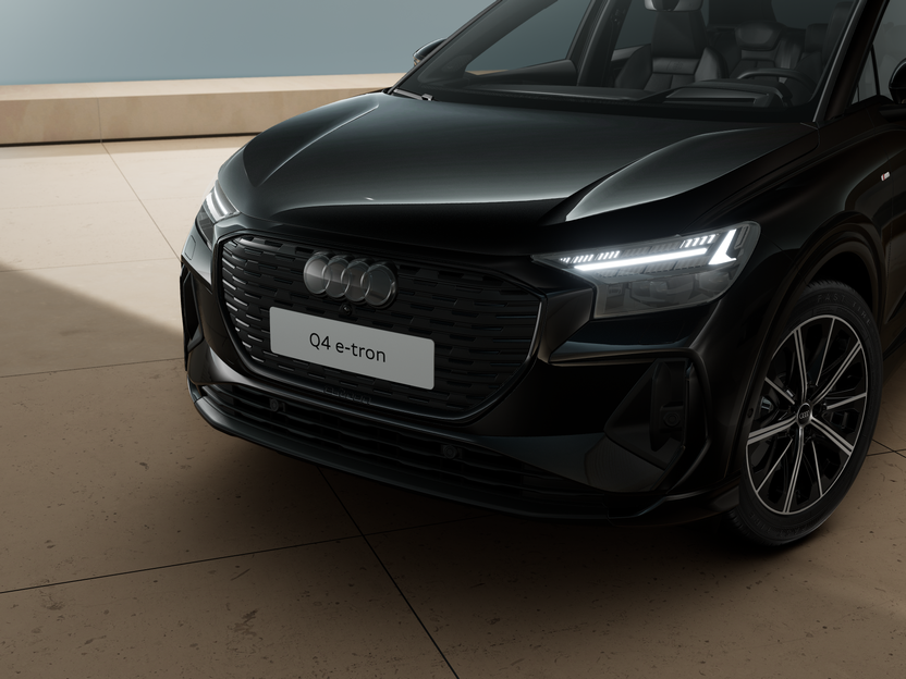 Bild eines Q4 45 e-tron business
