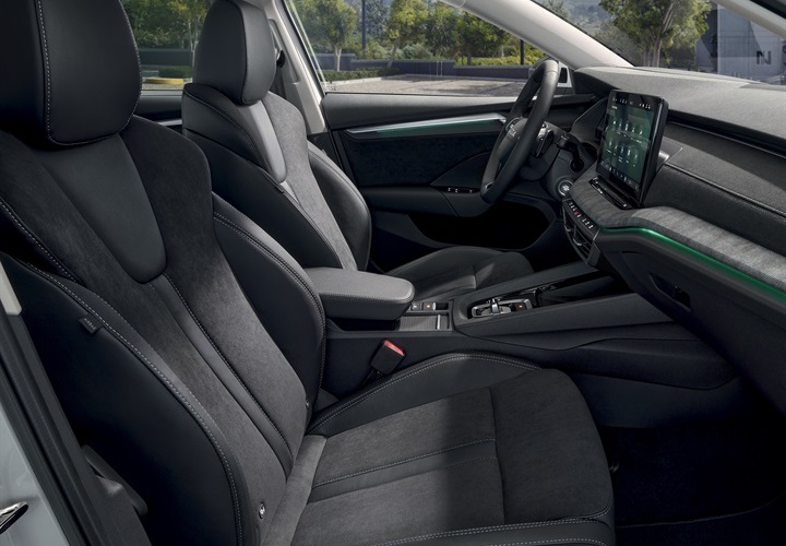 "Design Selection Lounge"