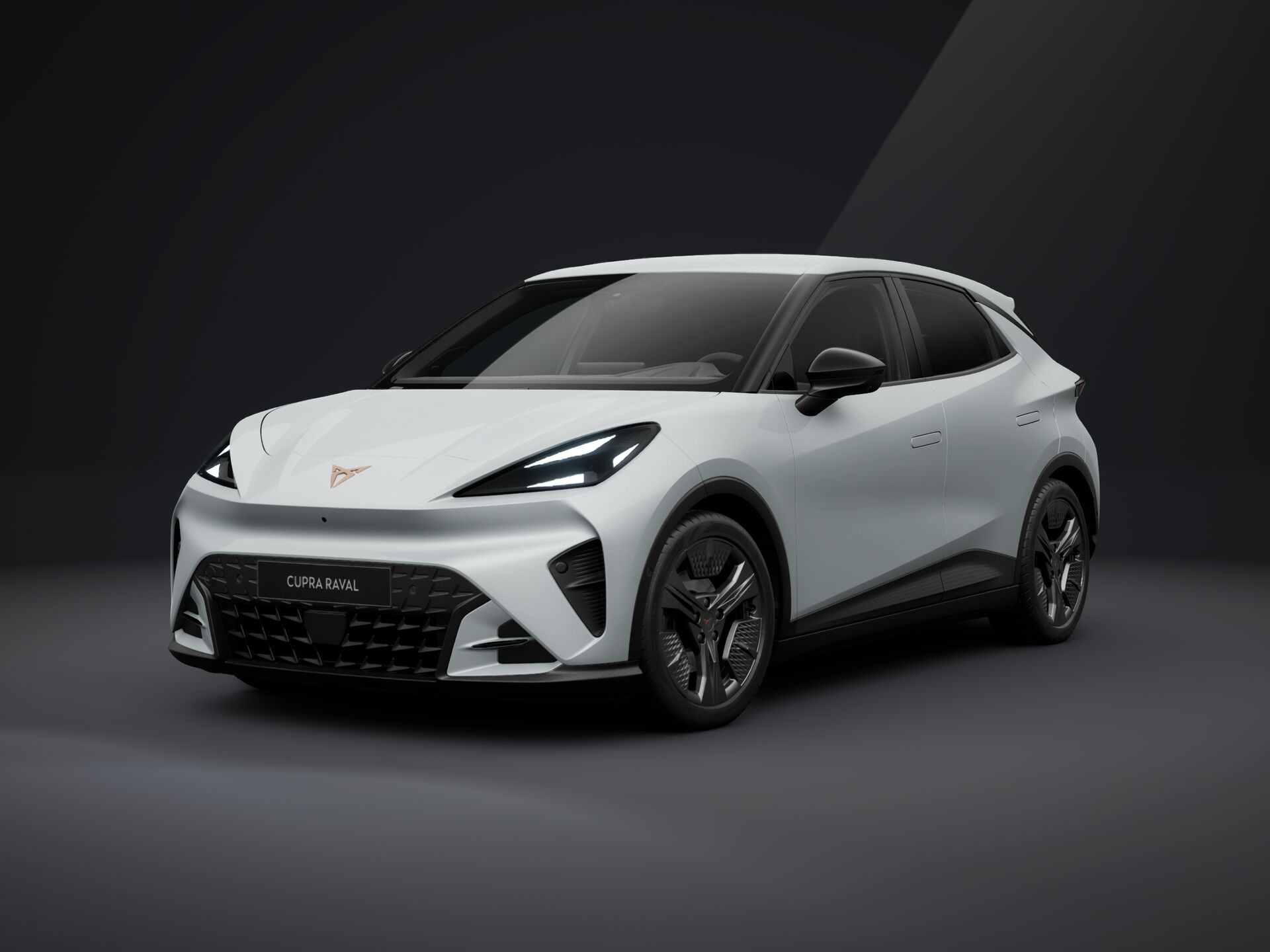 Cupra Raval PLUS 37 kWh 99 kW/135 PS 2026