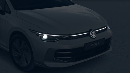 Bild eines Golf Variant Business mHeV DSG