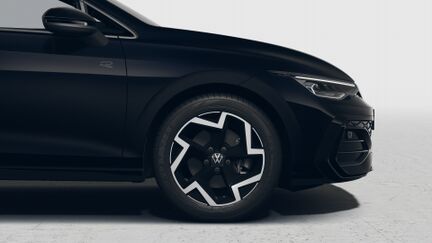 Bild eines Golf Variant R-Line TDI DSG