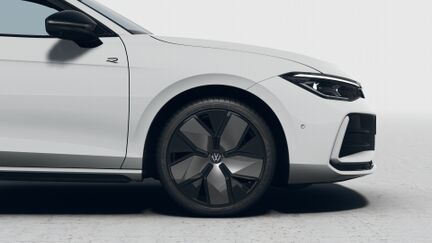 Bild eines Passat Variant Sport eTSI DSG