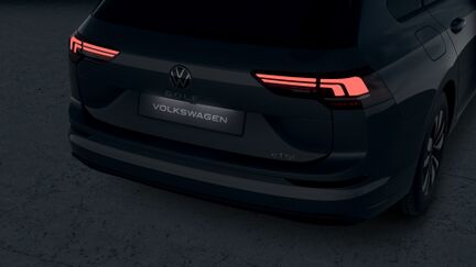 Bild eines Golf Variant Business mHeV DSG