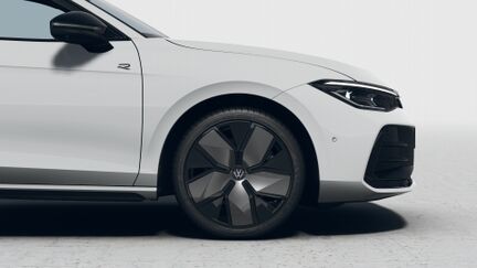 Bild eines Passat Variant R-Line eHybrid 150kW