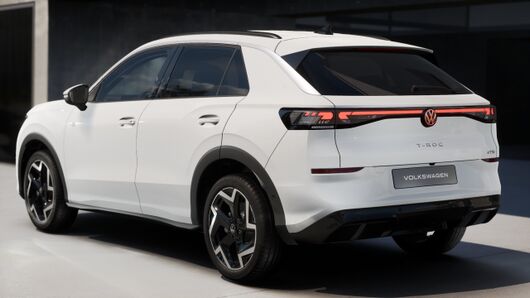 Bild eines T-Roc R-Line eTSI DSG