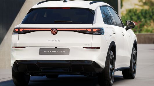 Bild eines T-Roc R-Line eTSI DSG