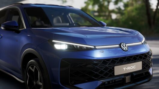 Bild eines T-Roc R-Line eTSI DSG