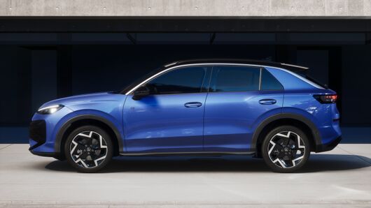 Bild eines T-Roc R-Line eTSI DSG