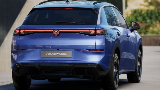 Bild eines T-Roc R-Line eTSI DSG