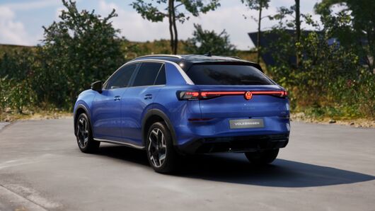 Bild eines T-Roc R-Line eTSI DSG