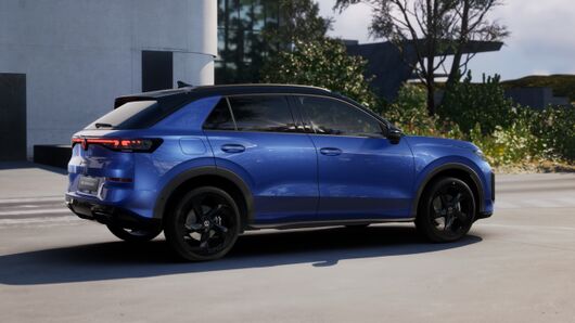 Bild eines T-Roc R-Line eTSI DSG