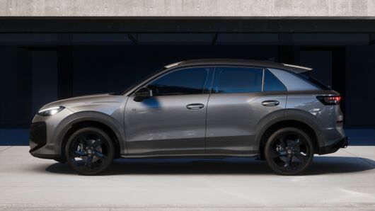 Bild eines T-Roc R-Line eTSI DSG
