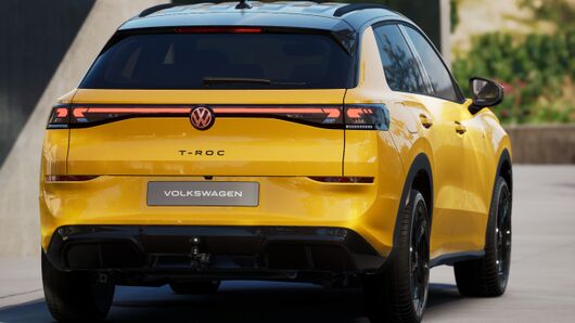Bild eines T-Roc R-Line eTSI DSG