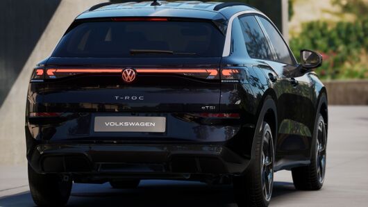 Bild eines T-Roc R-Line eTSI DSG