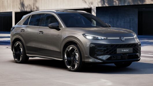 Bild eines T-Roc R-Line eTSI DSG