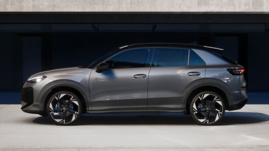 Bild eines T-Roc R-Line eTSI DSG