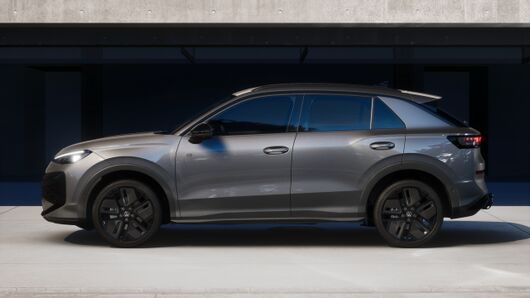 Bild eines T-Roc R-Line eTSI DSG