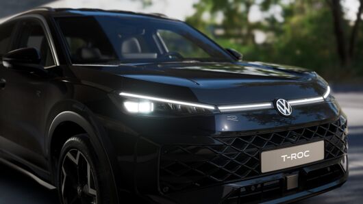 Bild eines T-Roc R-Line eTSI DSG