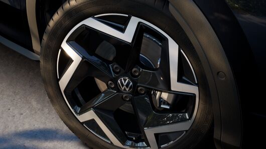 Bild eines T-Roc R-Line eTSI DSG