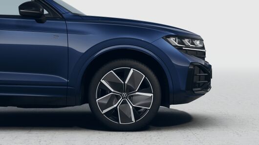 Bild eines Touareg R-Line TDI 4M. Final Edition