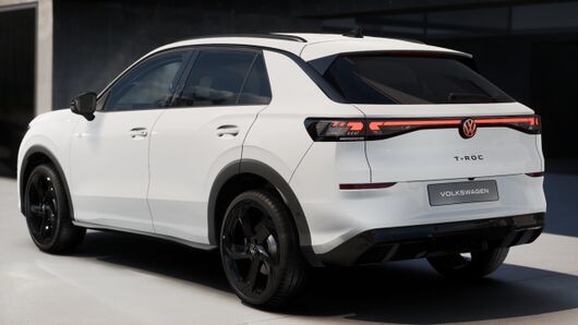 Bild eines T-Roc R-Line eTSI DSG