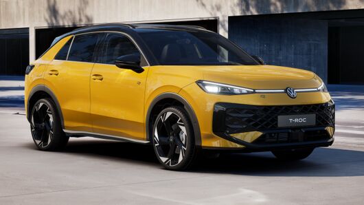 Bild eines T-Roc R-Line eTSI DSG