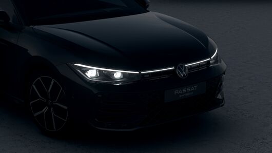 Bild eines Passat Variant R-Line eHybrid 200kW