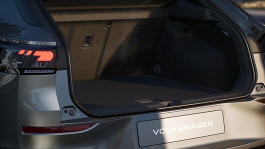 Bild eines T-Roc R-Line eTSI DSG
