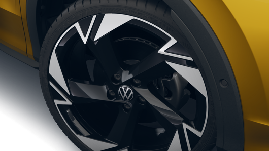 Bild eines T-Roc R-Line eTSI DSG