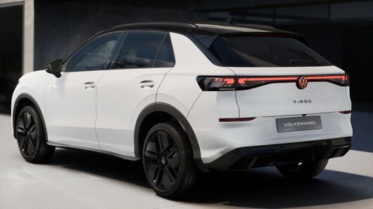 Bild eines T-Roc R-Line eTSI DSG