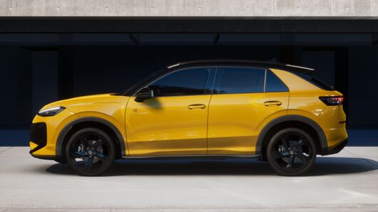 Bild eines T-Roc R-Line eTSI DSG