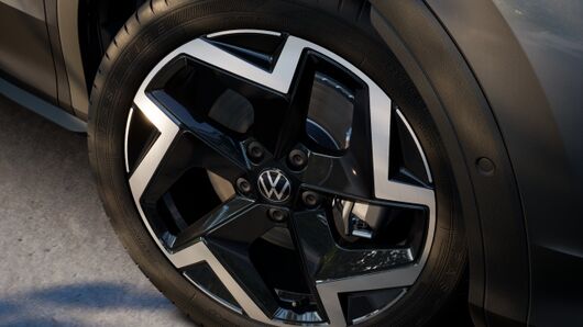 Bild eines T-Roc R-Line eTSI DSG