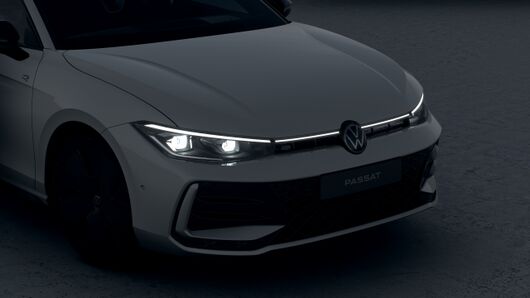 Bild eines Passat Variant R-Line TDI DSG