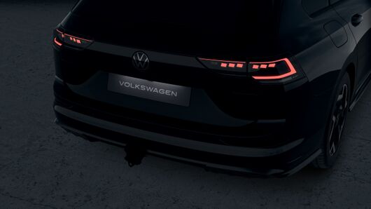 Bild eines Golf Variant R-Line mHeV DSG