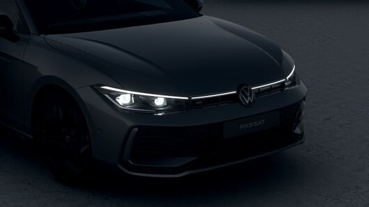 Bild eines Passat Variant R-Line eTSI DSG