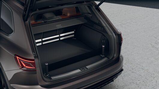 Bild eines Touareg R-Line TDI 4M. Final Edition
