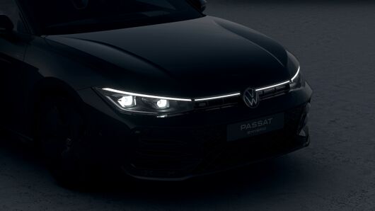 Bild eines Passat Variant R-Line eHybrid 150kW