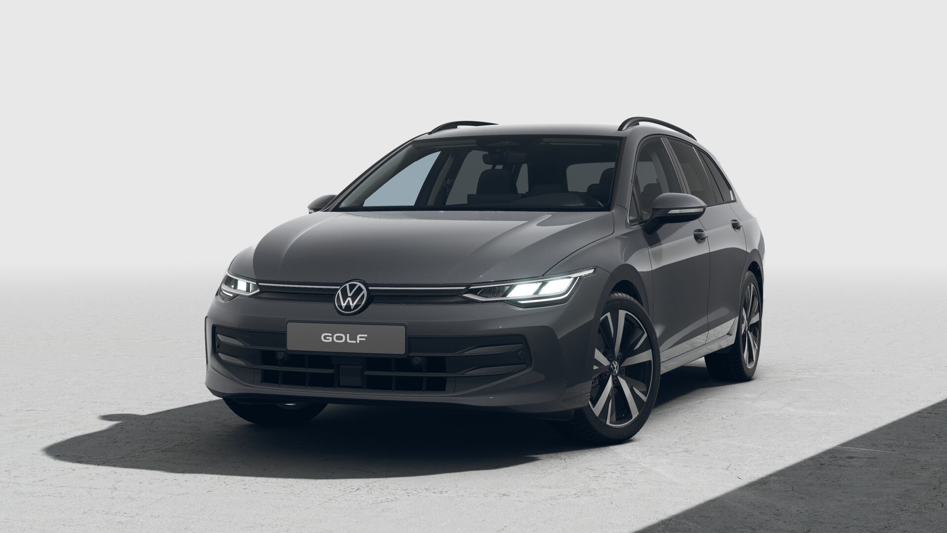 VW Golf Variant Business mHeV DSG 2026