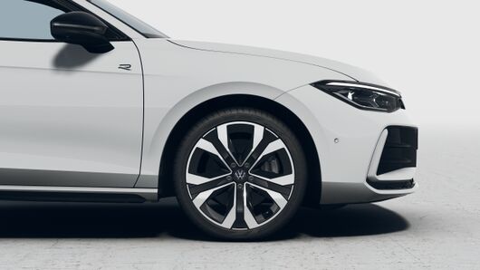 Bild eines Passat Variant R-Line eHybrid 150 kW