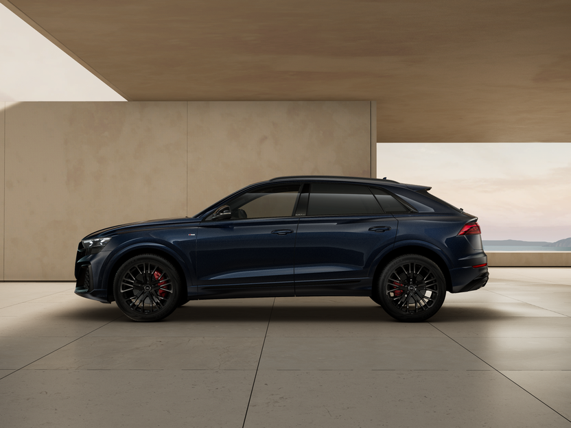 Изображение на Audi Q8 55 TFSI quattro