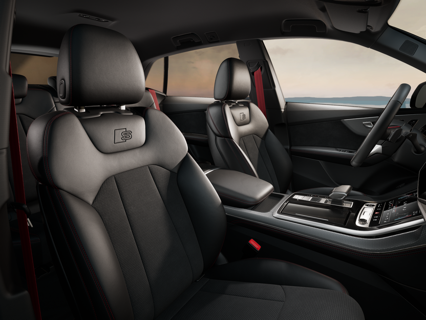 Изображение на Audi Q8 50 TDI quattro