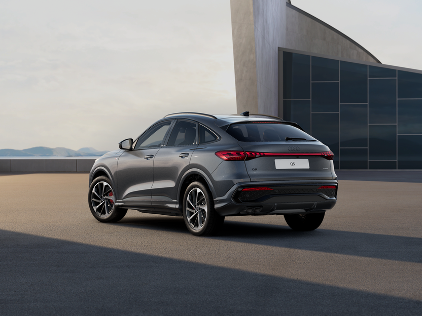 Изображение на Audi Q5 Sportback TDI quattro