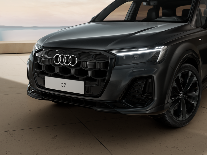 Изображение на Audi Q7 S line 50 TDI quattro