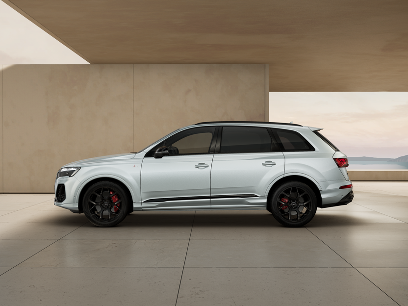 Изображение на Audi Q7 S line 50 TDI quattro
