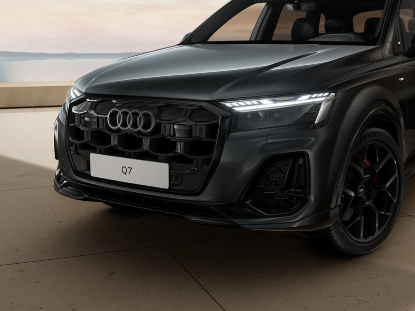 Изображение на Audi Q7 S line 50 TDI quattro