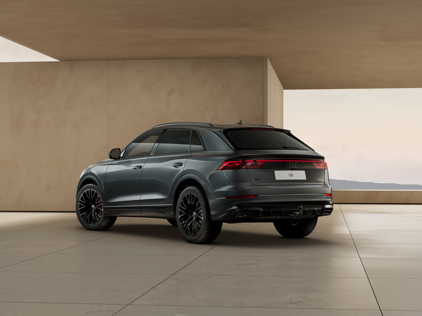 Изображение на Audi Q8 50 TDI quattro