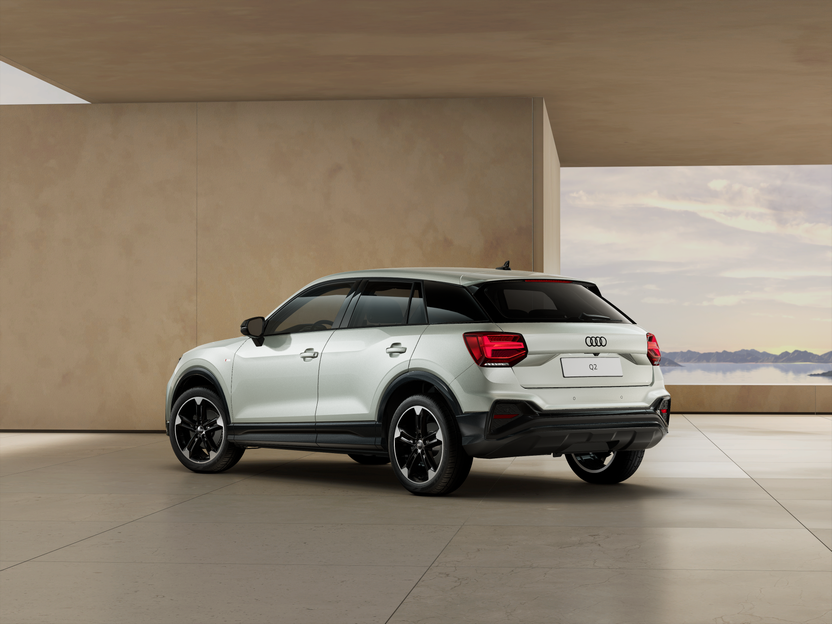 Изображение на Audi Q2 S Line 35 TFSI