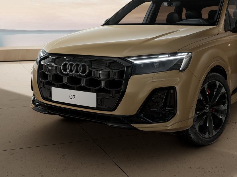 Изображение на Audi Q7 S line 50 TDI quattro