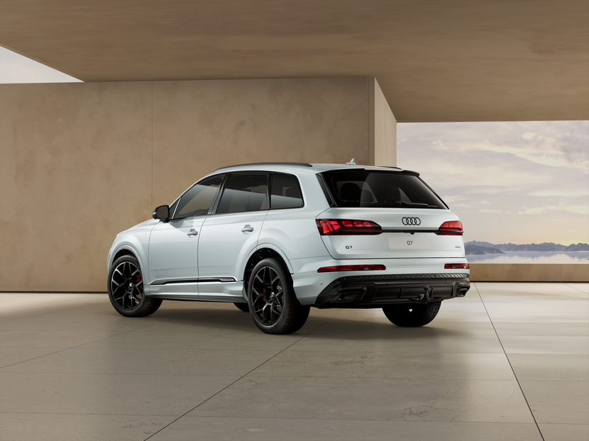 Изображение на Audi Q7 S line 50 TDI quattro