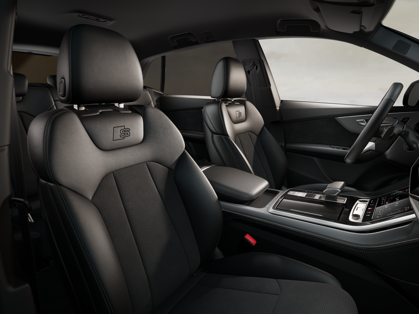 Изображение на Audi Q8 50 TDI quattro